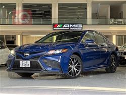 تۆیۆتا کامری